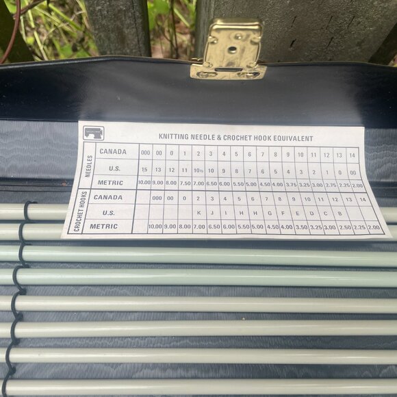 Vintage Aero Knitting Needles Lot With Case - Picture 4 of 8